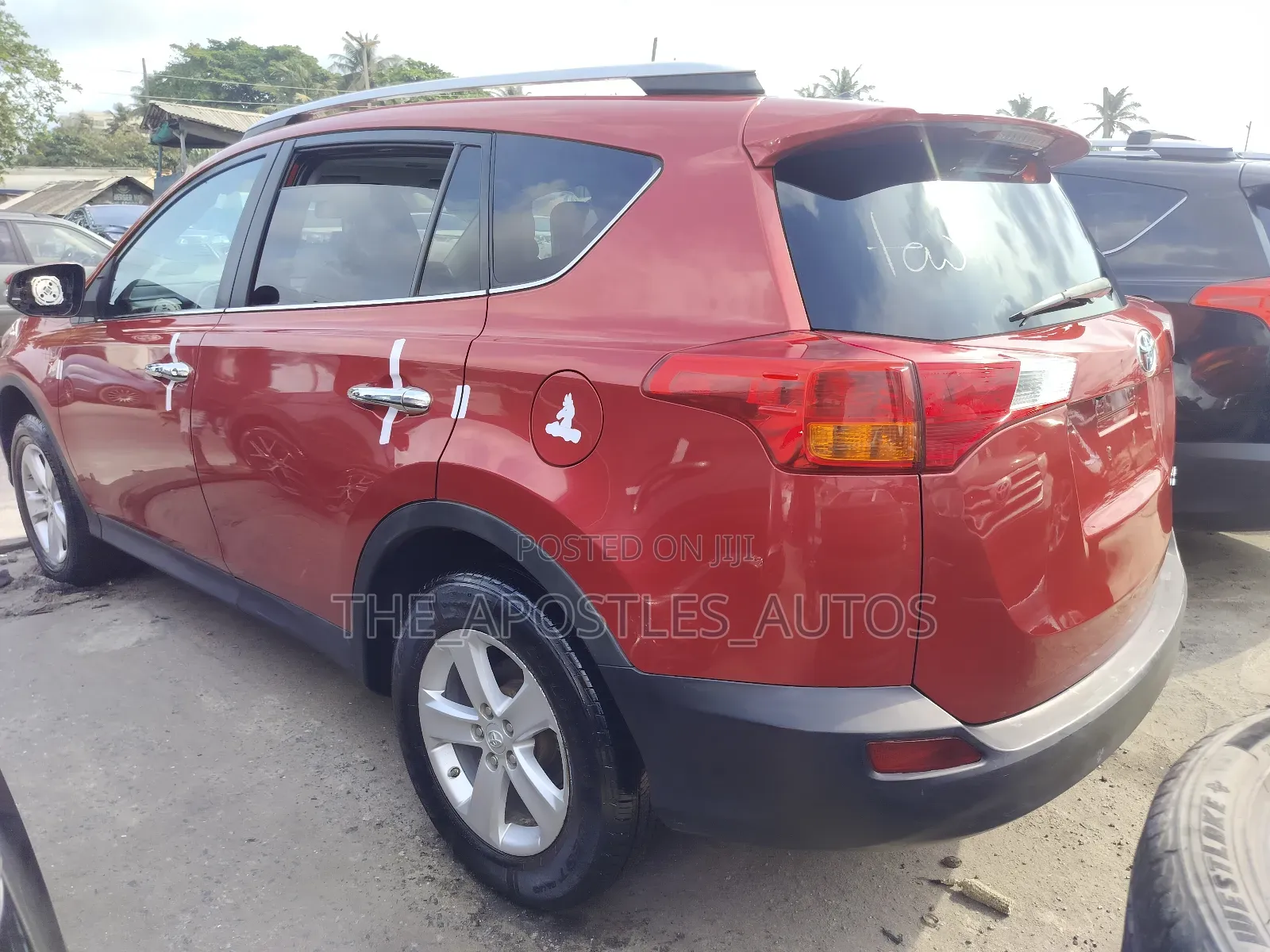 Toyota RAV4 2015 Red