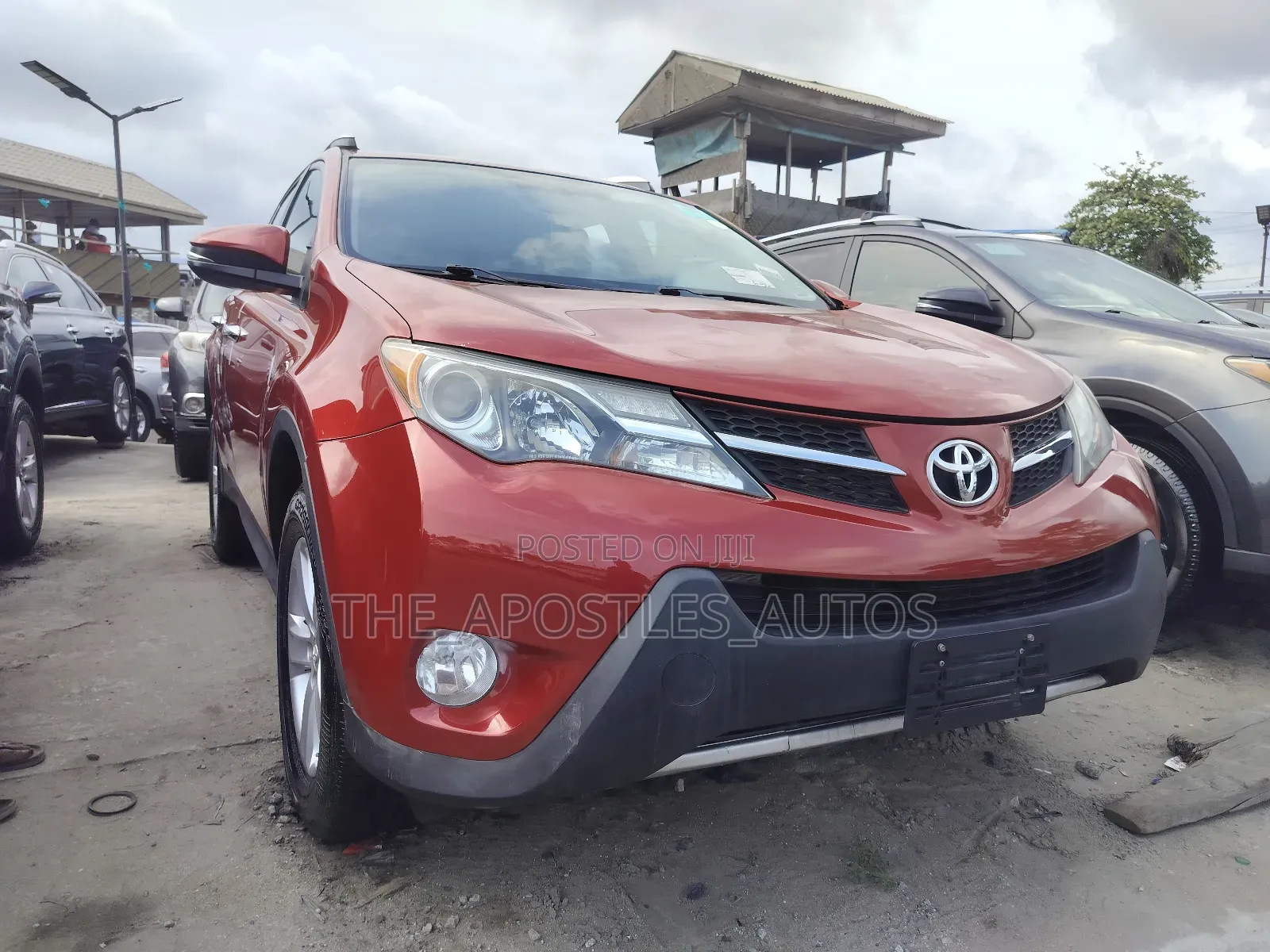 Toyota RAV4 2015 Red