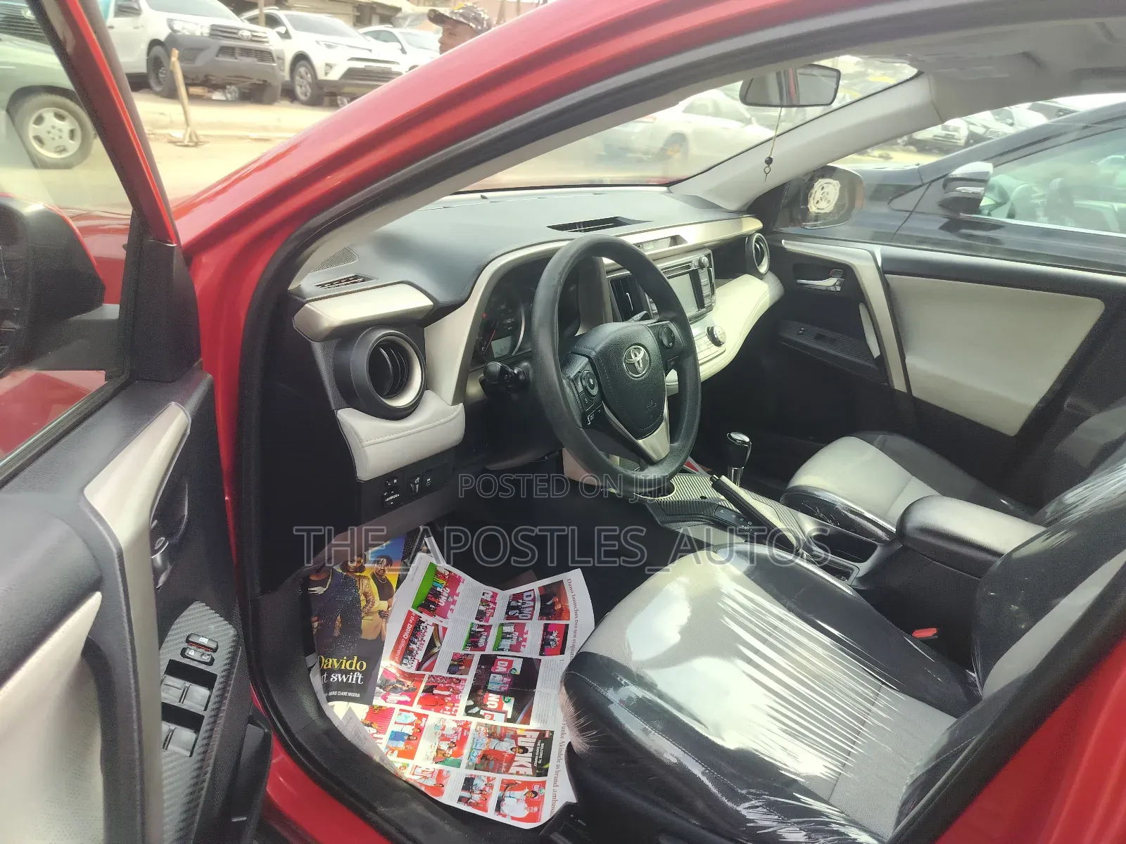 Toyota RAV4 2014 Red