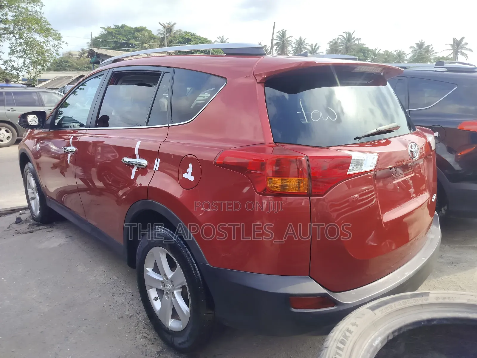 Toyota RAV4 2014 Red