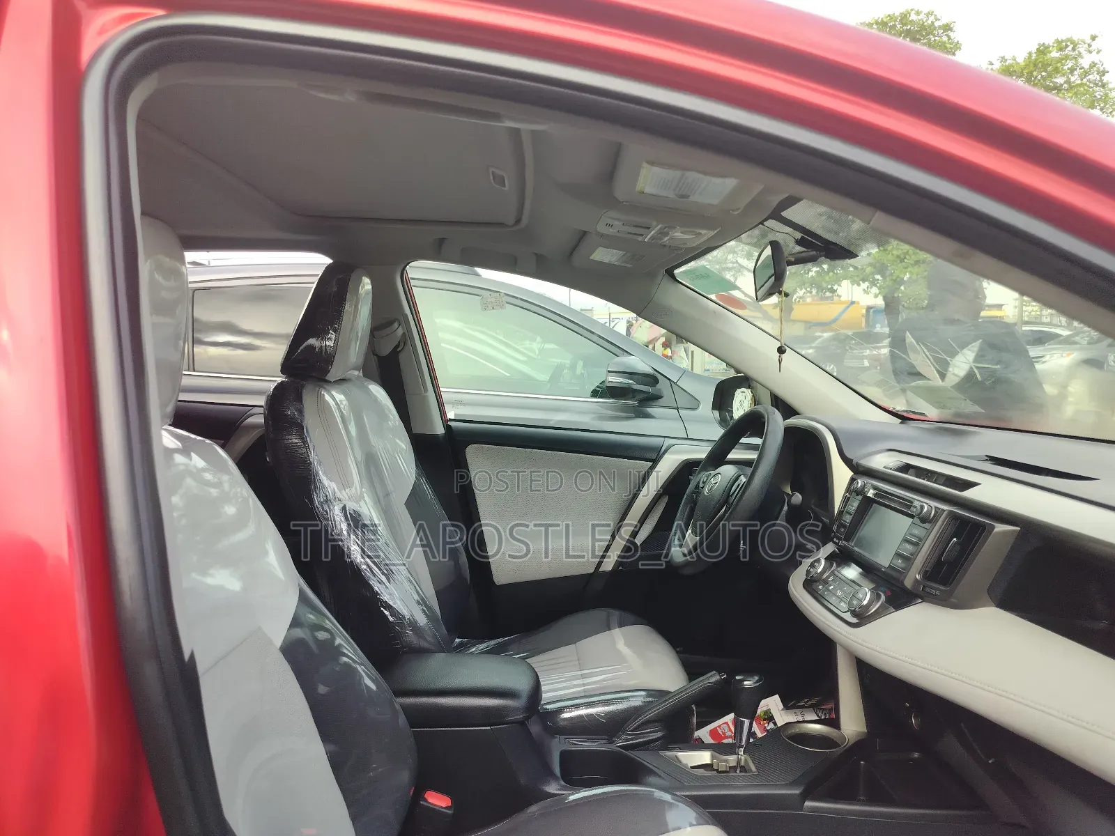 Toyota RAV4 2014 Red