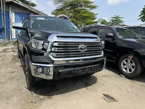 Toyota Sequoia 2015 Black