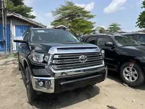 Toyota Sequoia 2015 Black