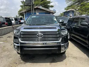 Toyota Sequoia 2015 Black