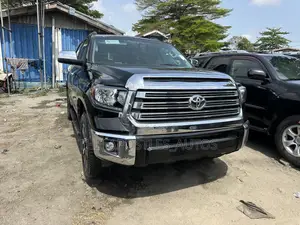 Toyota Sequoia 2014 Black