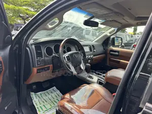 Toyota Sequoia 2014 Black