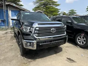 Toyota Sequoia 2014 Black