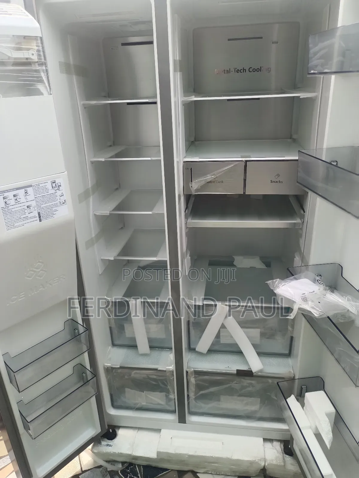 Hisense Side by Side Refrigerator Rc82ws
