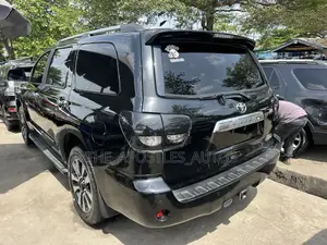Toyota Sequoia 2016 Black