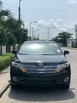 Photo - Toyota Venza 2010 Black