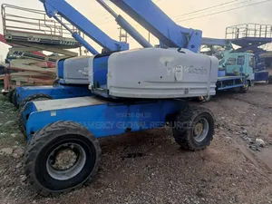 Foreign Used Genie Man Lift Crane 25 Meters for Sale