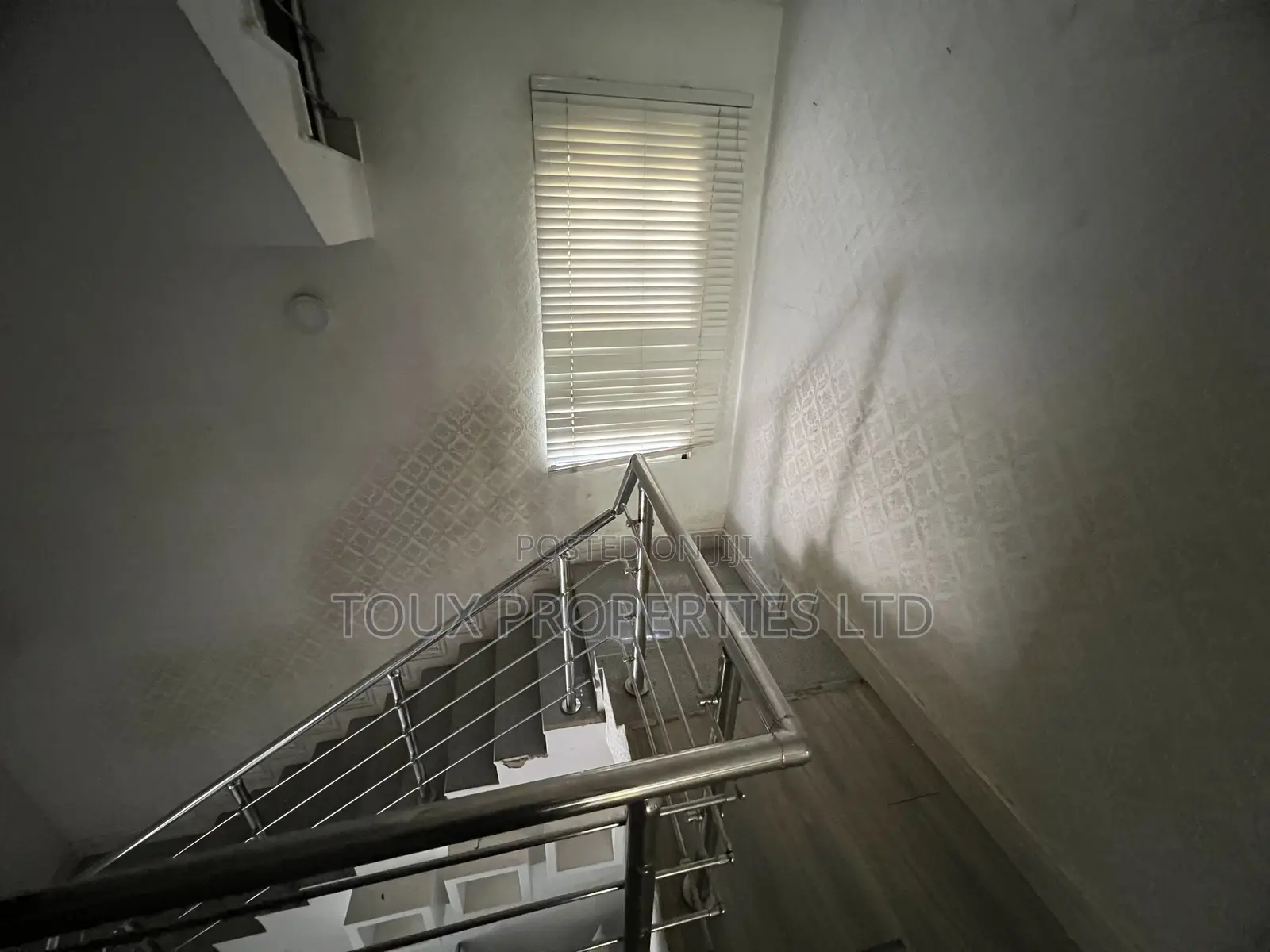 5bdrm Duplex in Apo Resettlement for rent