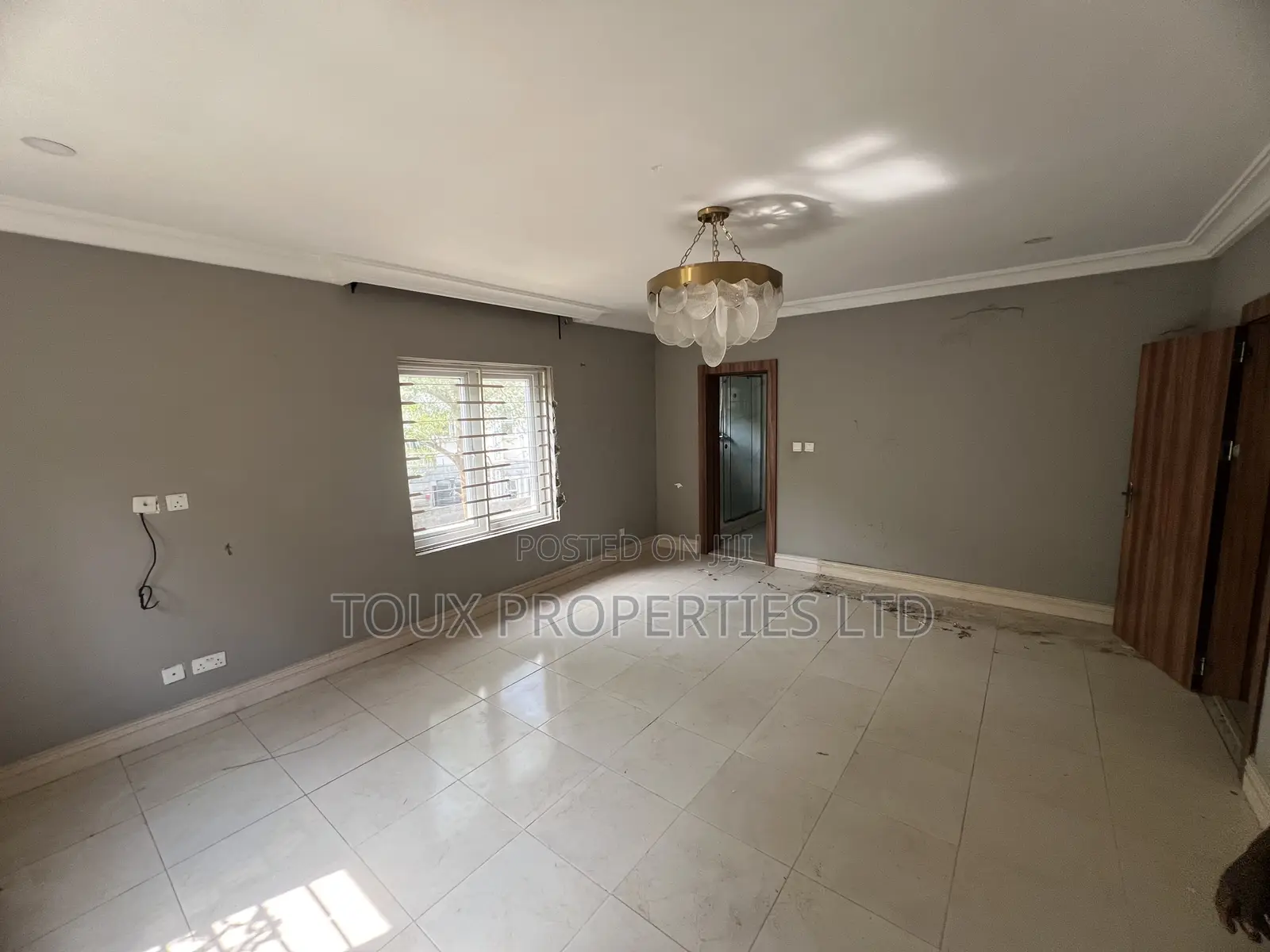 5bdrm Duplex in Apo Resettlement for rent