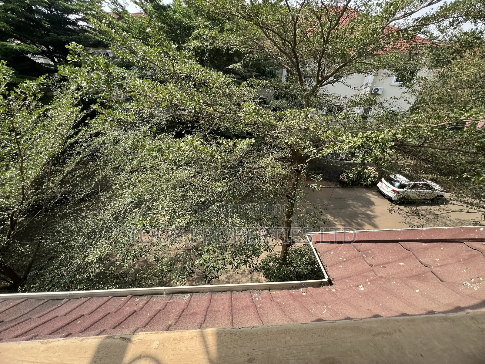 5bdrm Duplex in Apo Resettlement for rent
