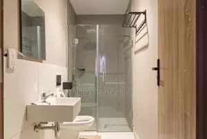 Luxurious 1-Bedroom Loft Apartment With City Views