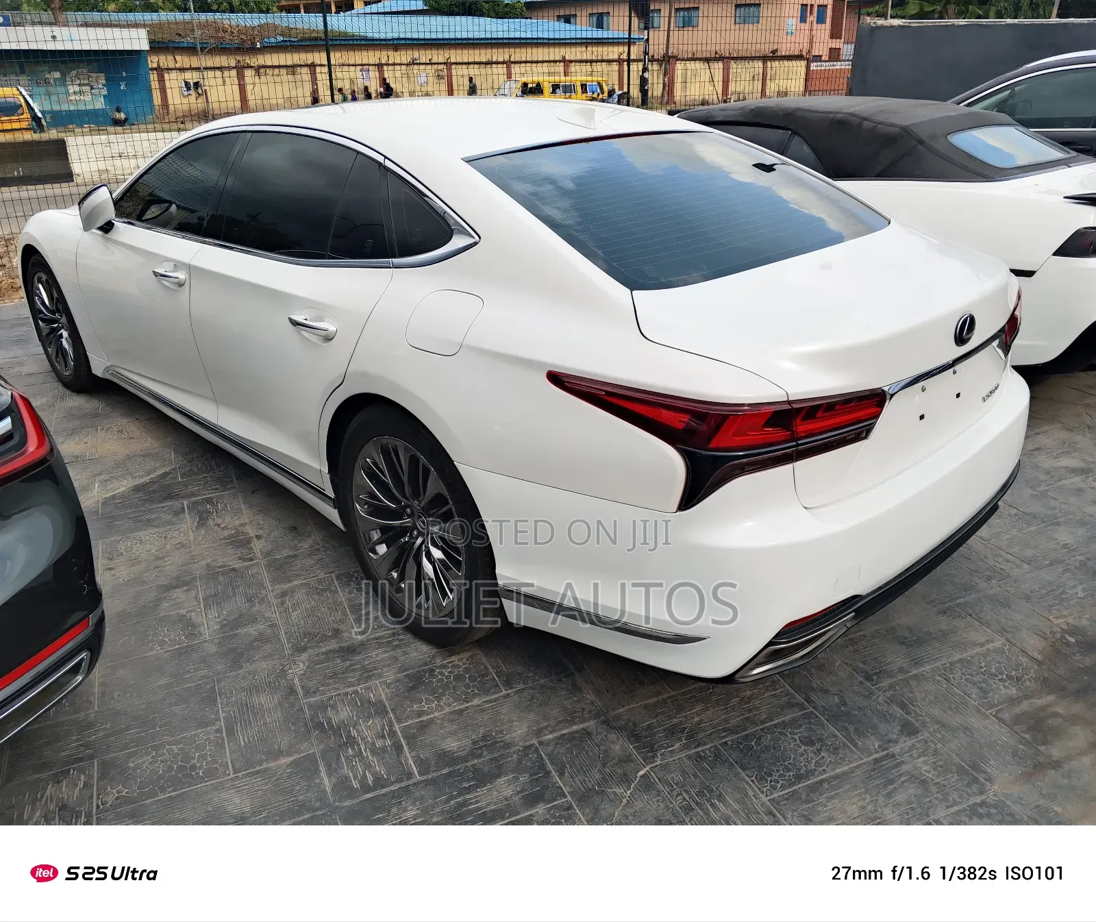 Lexus LS 2023 White