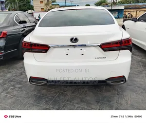 Lexus LS 2023 White