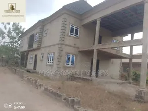 5bdrm Duplex in Ojoo for sale