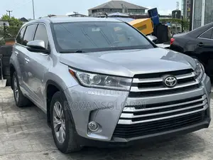 Toyota Highlander 2015 Silver