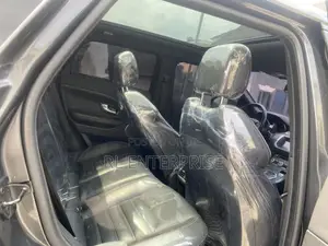 Land Rover Range Rover Evoque HSE 4x4 5-Door 2019 Gray