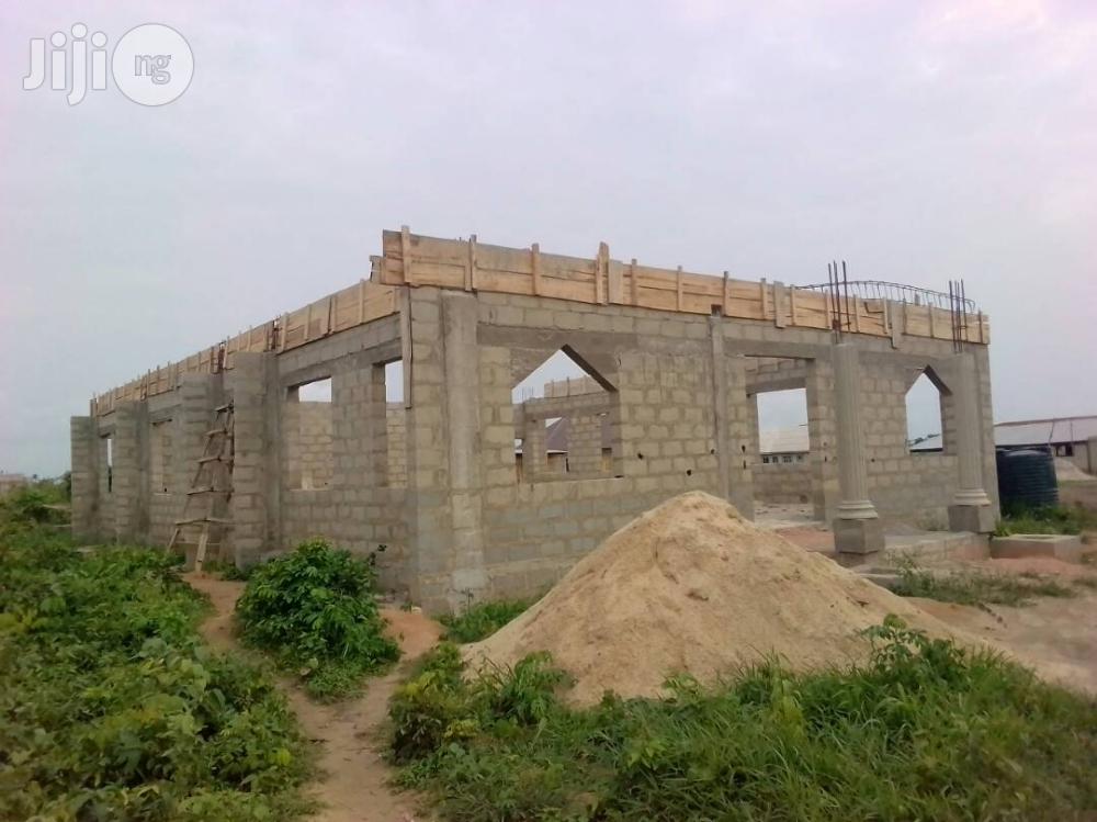 Mason/Bricklayer Service