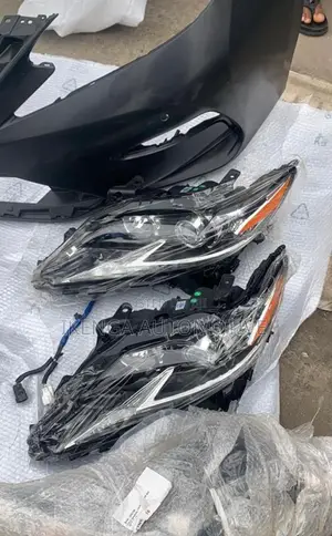 Headlight Es350 2018