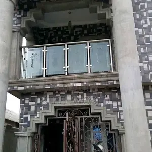 Particle Glass Design