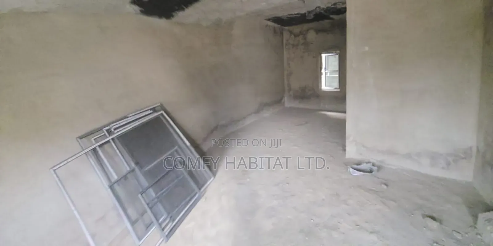 4bdrm Townhouse/Terrace In Dakwo District For Sale