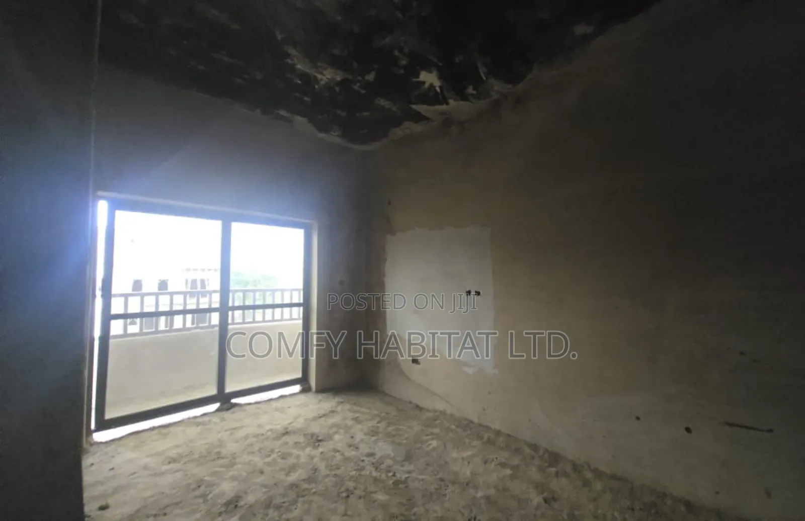 4bdrm Townhouse/Terrace In Dakwo District For Sale