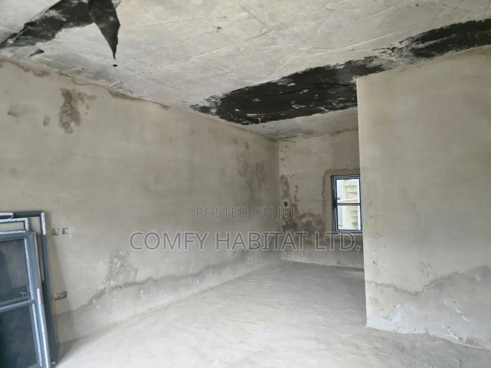 4bdrm Townhouse/Terrace In Dakwo District For Sale