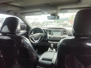 Toyota Highlander Limited 2019 Black