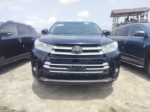 Toyota Highlander Limited Platinum 2019 Black
