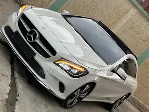 Mercedes-Benz CLA-Class CLA 250 4MATIC Sedan 2017 White