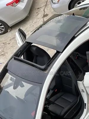 Mercedes-Benz CLA-Class CLA 250 4MATIC Sedan 2017 White