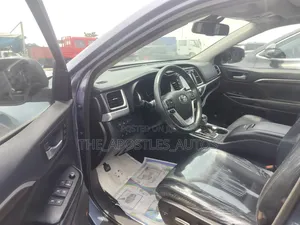 Toyota Highlander 2015 Blue