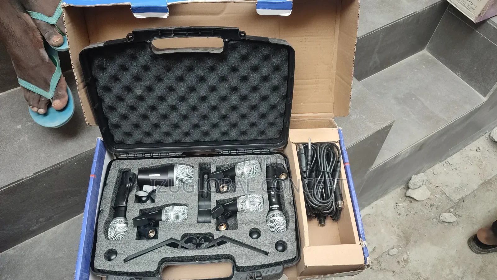 Shure Pgdmk6-xlr 6pc Drum Mic Microphone Set Case Cords
