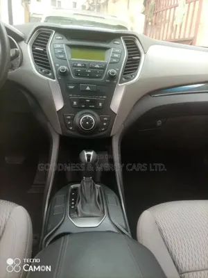 Hyundai Santa Fe Limited 4dr SUV (3.3L 6cyl 6A) 2015 Gray