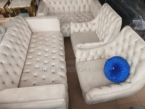 Luxurious 7seaters Sofa