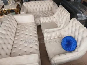 Luxurious 7seaters Sofa