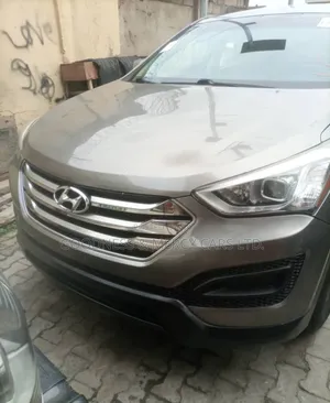 Hyundai Santa Fe Limited 4dr SUV (3.3L 6cyl 6A) 2015 Gray