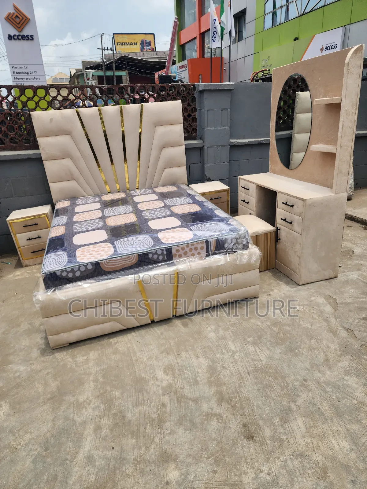 Quality 5by6 Padded Bed
