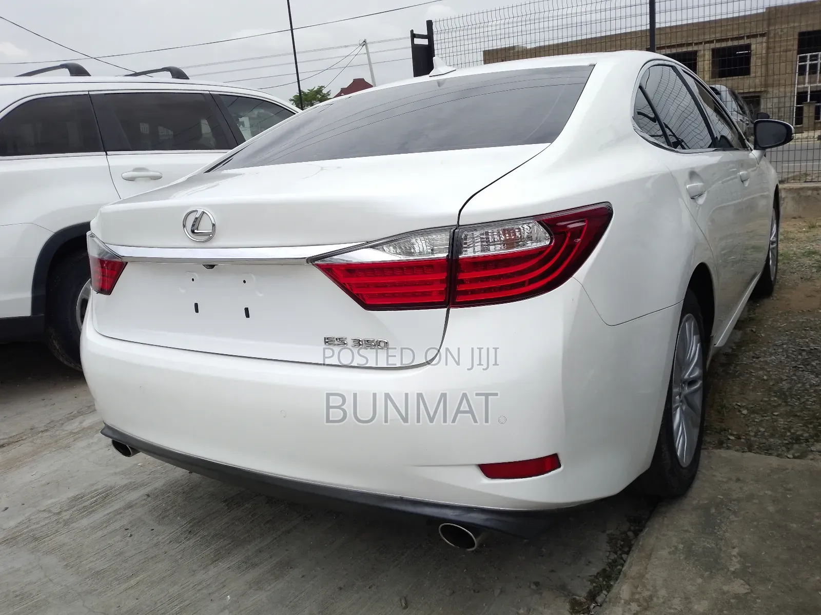 Lexus ES 350 FWD 2014 White