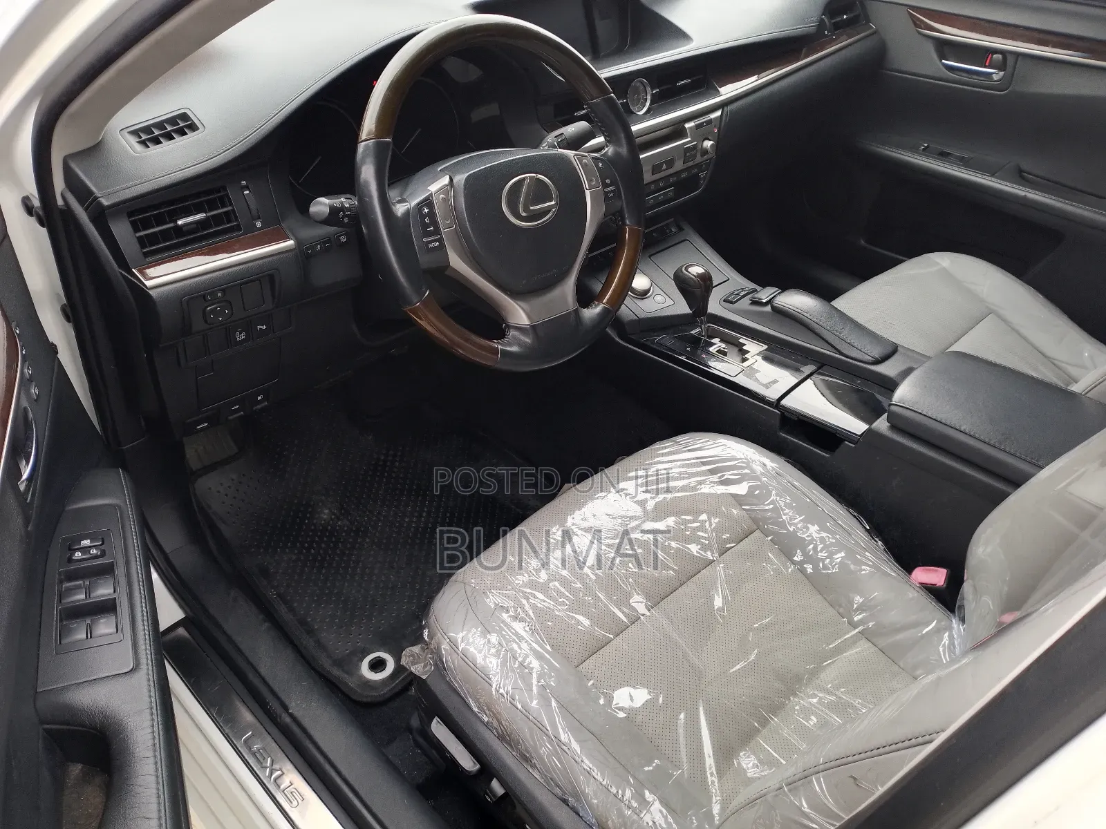 Lexus ES 350 FWD 2014 White