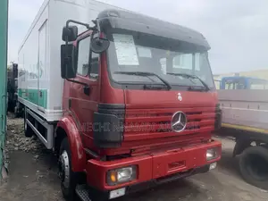 Foreigners Used Mercedes Benz 1824 Container Body