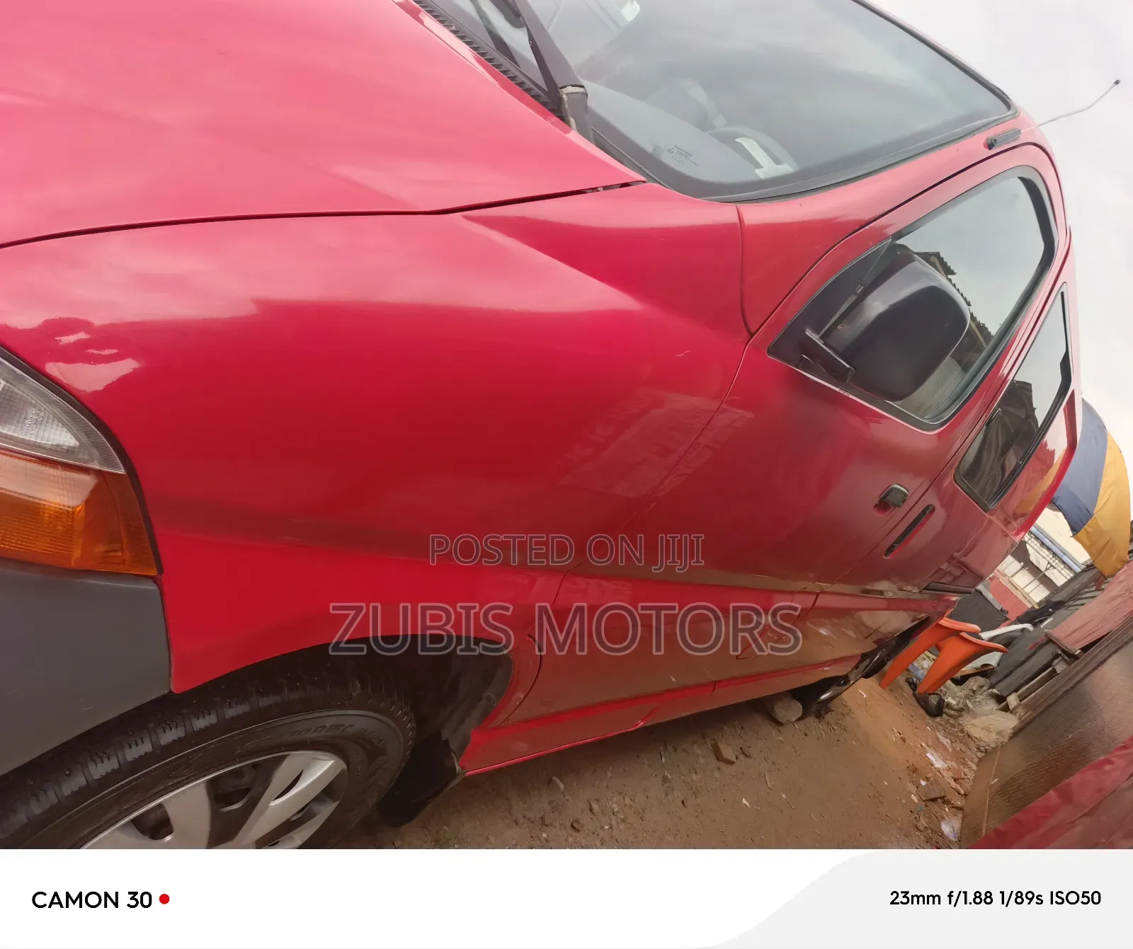 Toyota HiAce 2004 Red