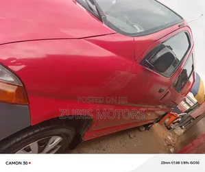 Toyota HiAce 2004 Red