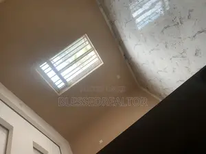 2bdrm Block of Flats in Toronto Mcc, Owerri for rent