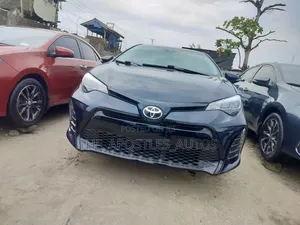 Toyota Corolla SE (1.8L 4cyl 2A) 2019 Blue
