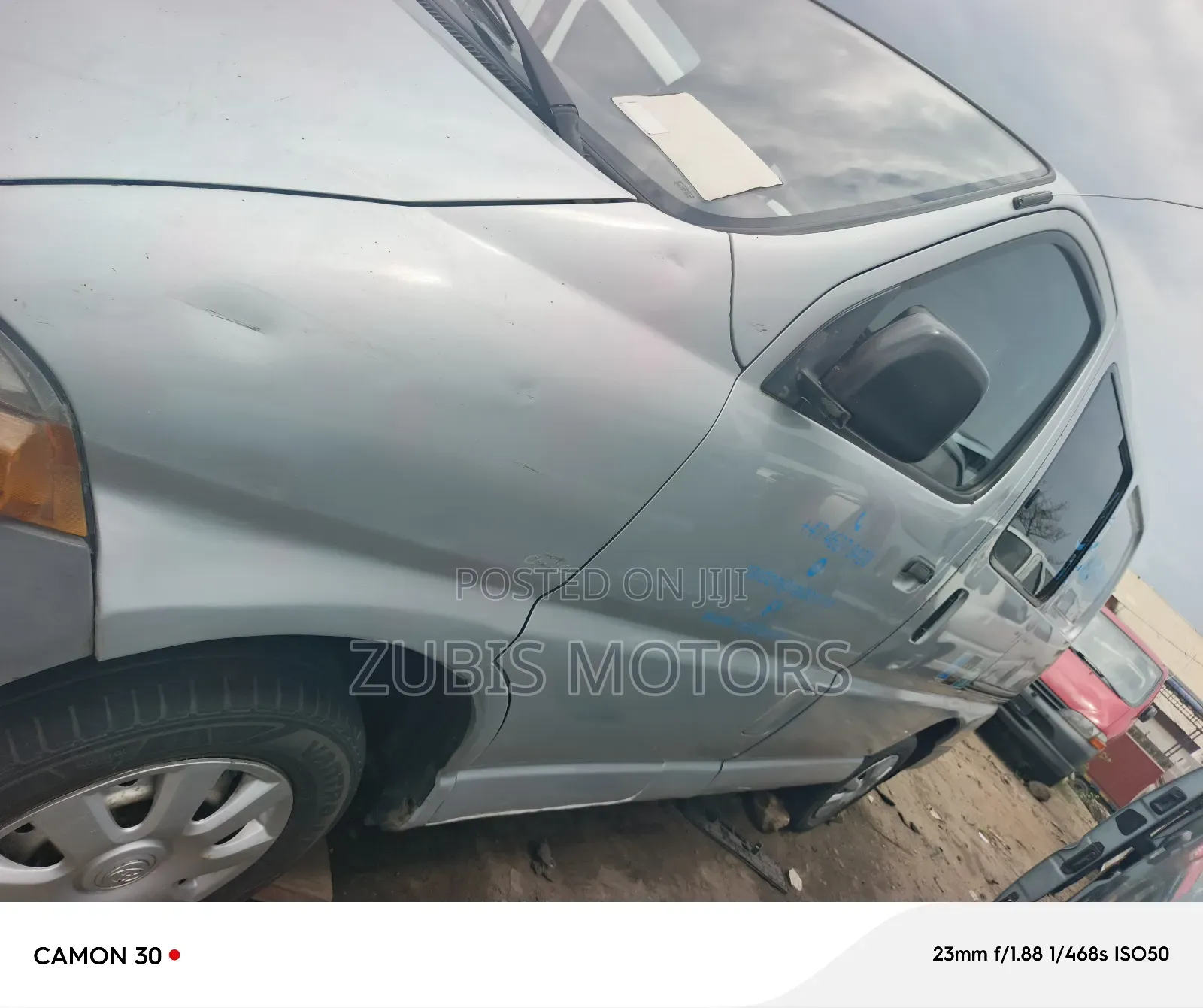 Toyota HiAce 2004 Silver