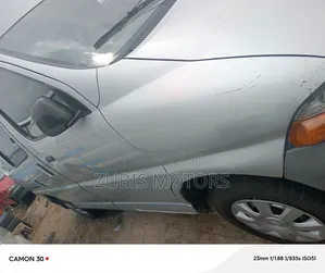 Toyota HiAce 2004 Silver